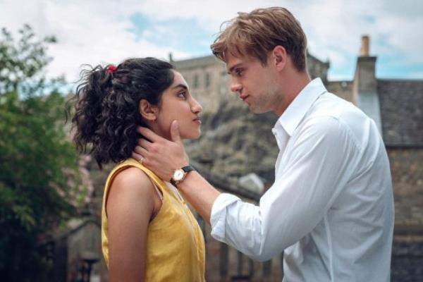 Emma and Dexter in Netflix series One Day